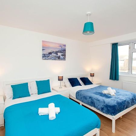 Stunning Four Bedroom House Close To Excel, O2 & Central London With Free Parking ภายนอก รูปภาพ